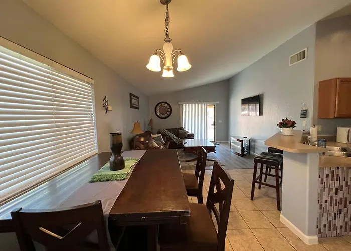 Lady T's Serenity Getaway Near Tus Airport Villa Tucson