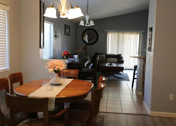 Villa Lady T's Serenity Getaway Near Tus Airport Tucson